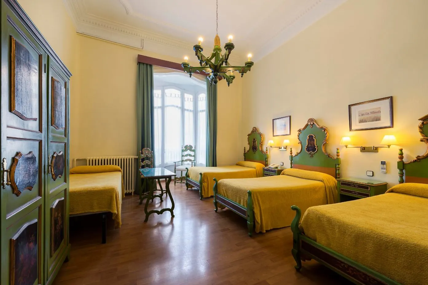 Meson Castilla Atiram Hotels Barcelona 3*,